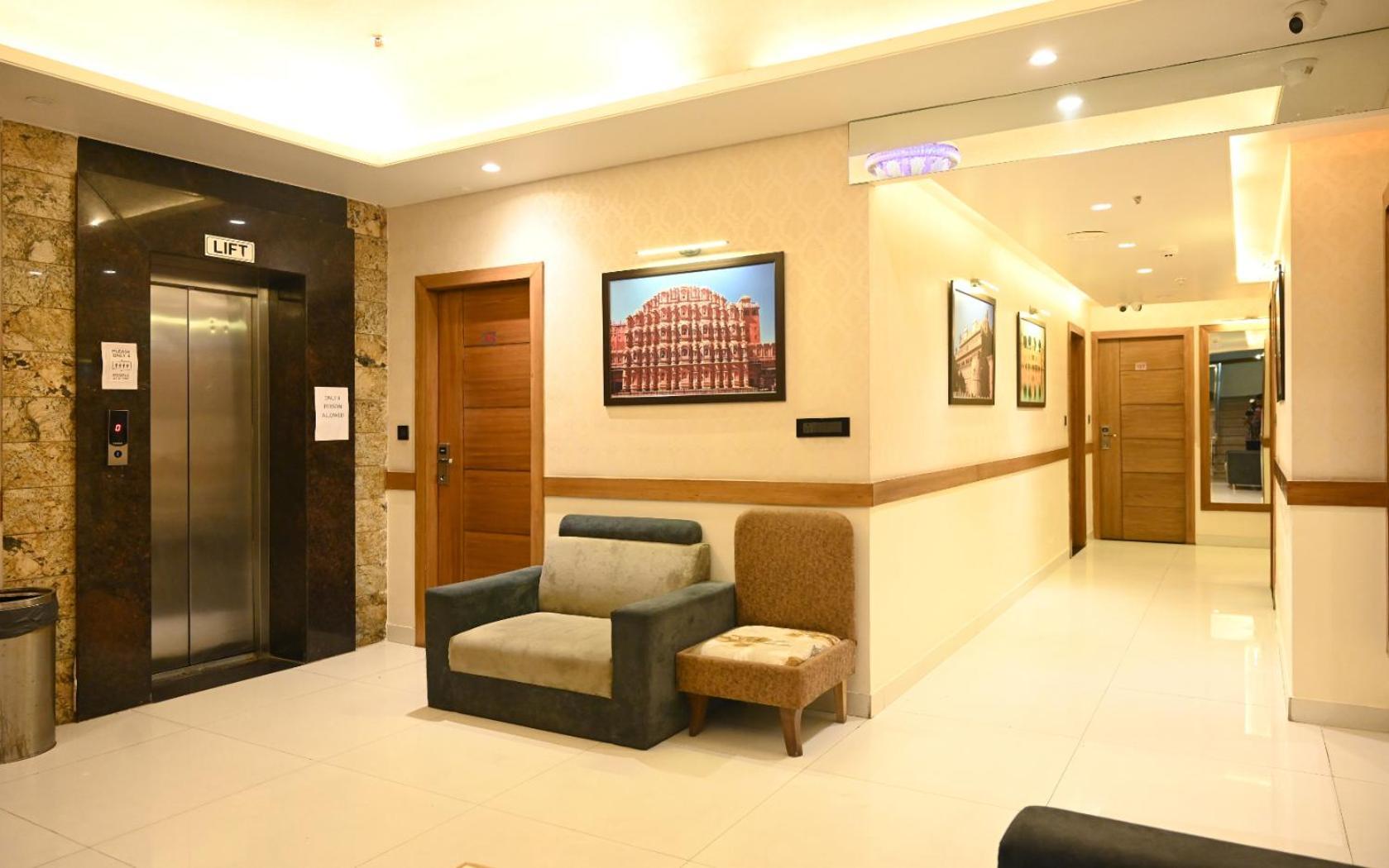 Hotel Rr 62-Jaipur City Centre Hotel Eksteriør billede