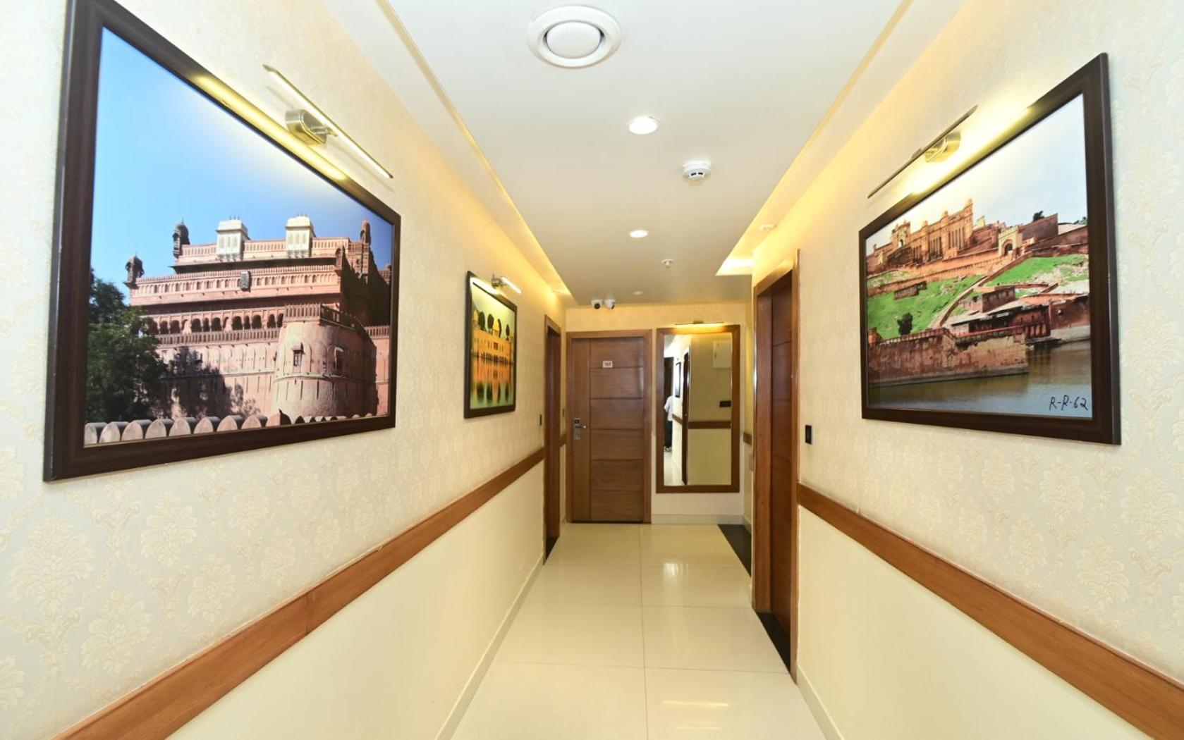 Hotel Rr 62-Jaipur City Centre Hotel Eksteriør billede