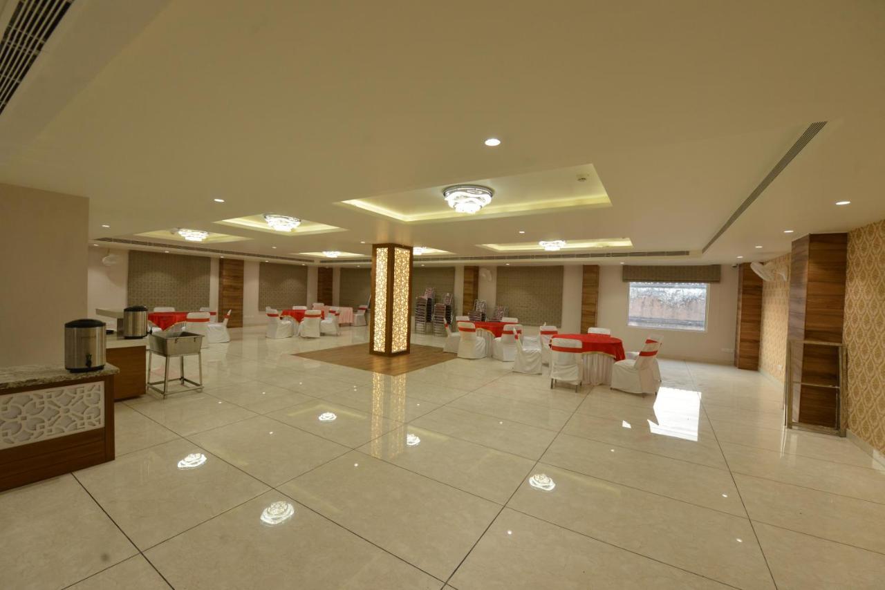 Hotel Rr 62-Jaipur City Centre Hotel Eksteriør billede